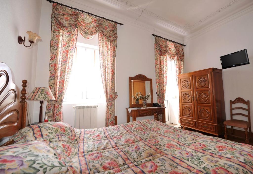 Hotel Aviz Figueira da Foz Pokoj fotografie